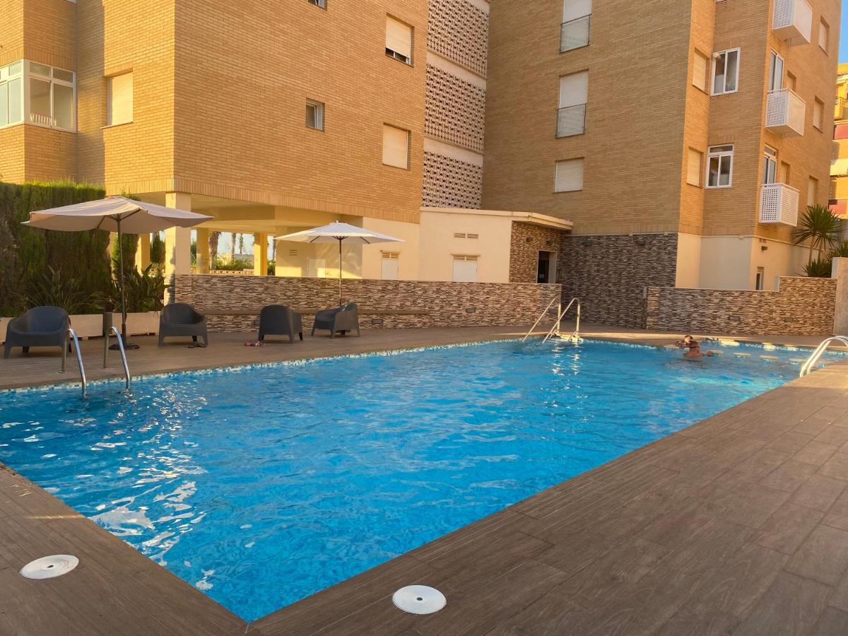 Apartamento A 100 Metros De La Playa Con Grande Terraza Y Vistas Al Mar Daimus Esterno foto