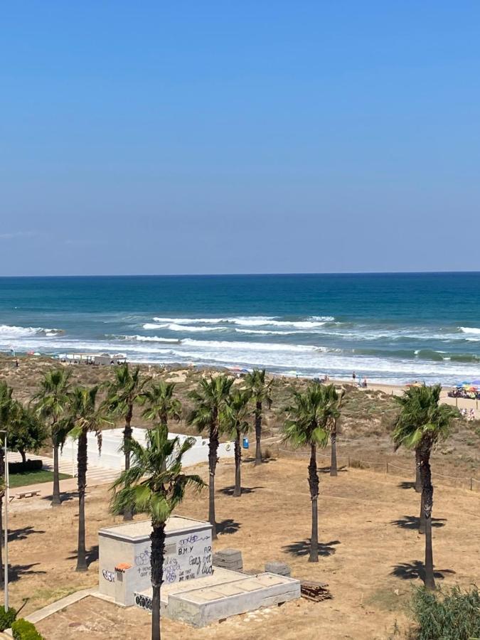 Apartamento A 100 Metros De La Playa Con Grande Terraza Y Vistas Al Mar Daimus Esterno foto
