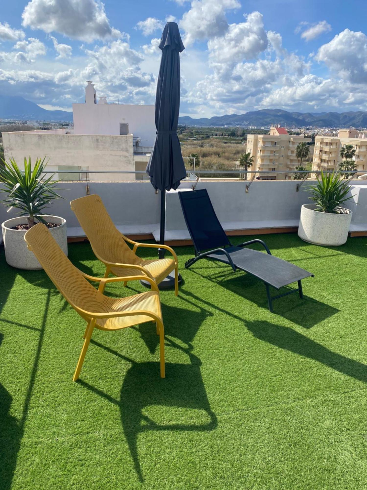 Apartamento A 100 Metros De La Playa Con Grande Terraza Y Vistas Al Mar Daimus Esterno foto